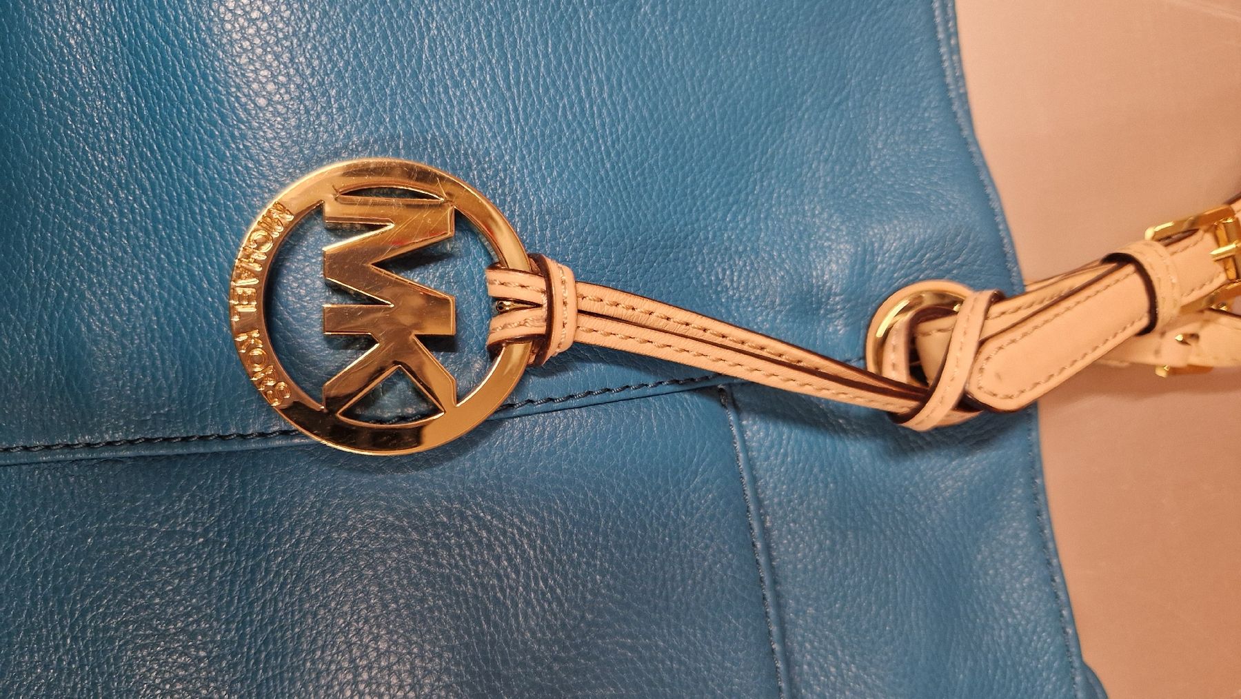 Michael Kors Borse da donna: Michael Kors Tasche türkis – Usato da Wallisellen venduto da jazie_11 1