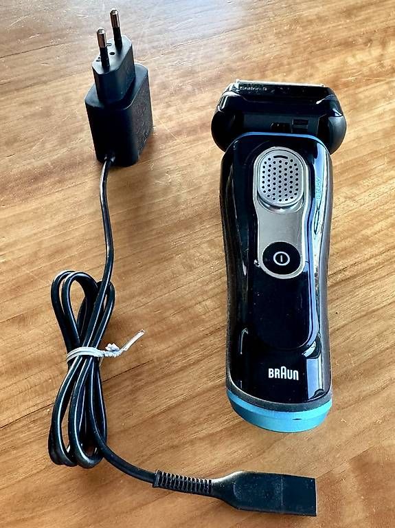 Braun Rasoi & Lamette da barba: Braun Series 9 Rasierer – Usato da zürich venduto da mauromauro 1