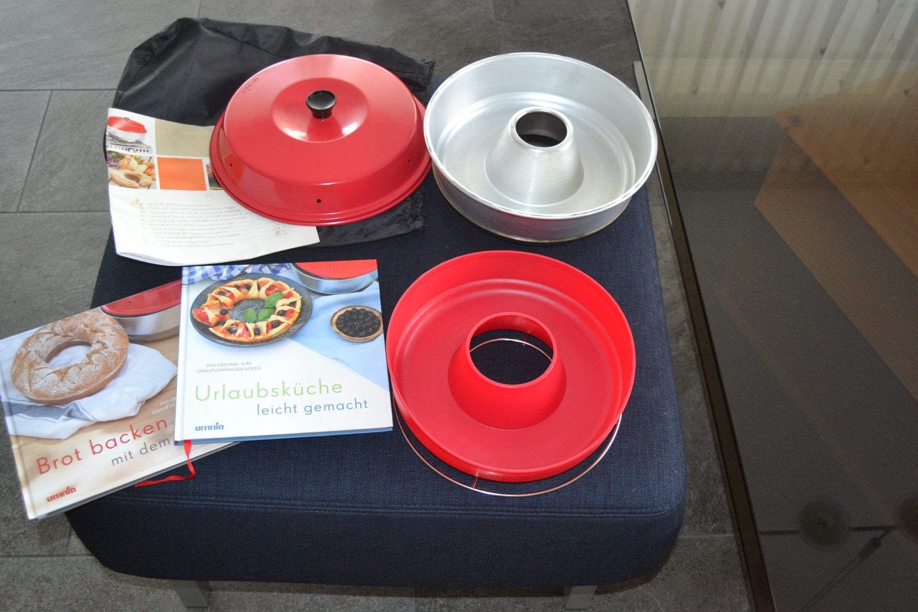 Komplettküchen: Omnia Camping-Backofen mit Silikoneinlage – Gebraucht aus Kölliken von