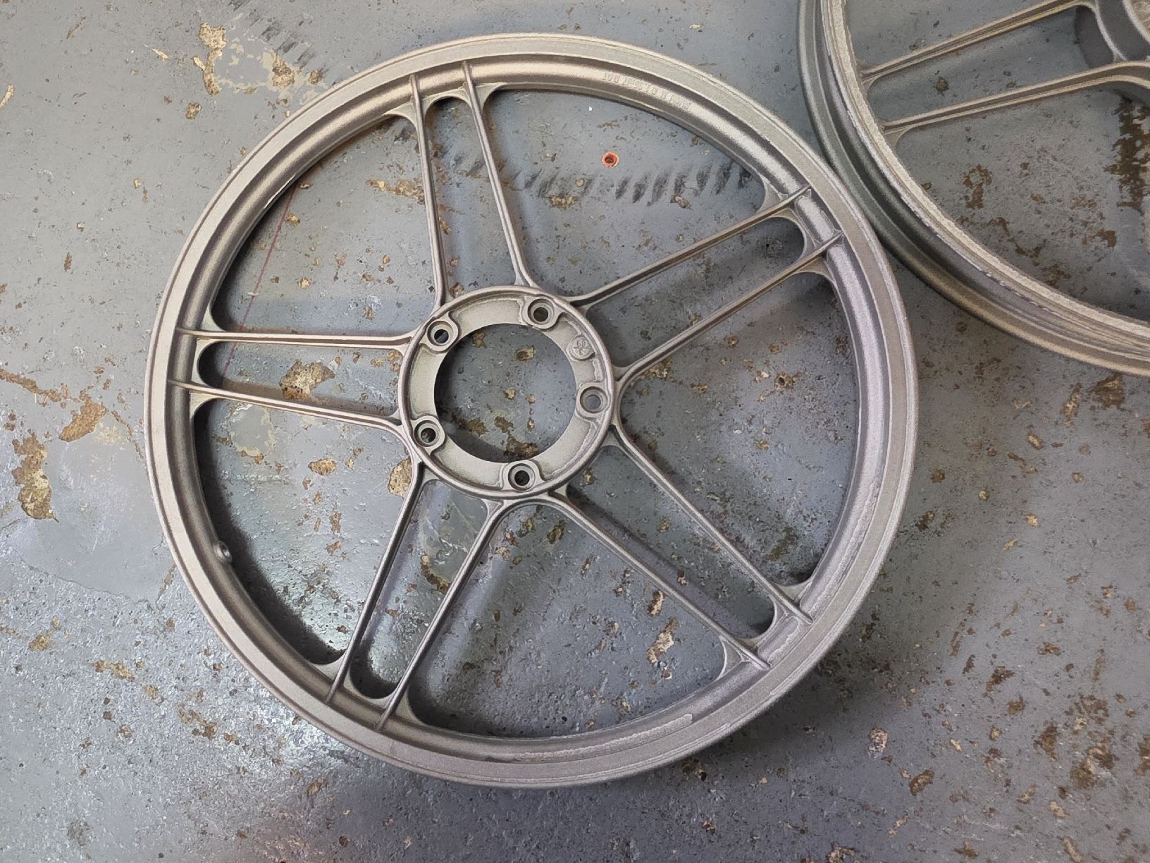 Parti ricambio per ciclomotori: Puch Original Sternfelgen Puch maxi  – Usato da Lenggenwil venduto da Opc_Power 3