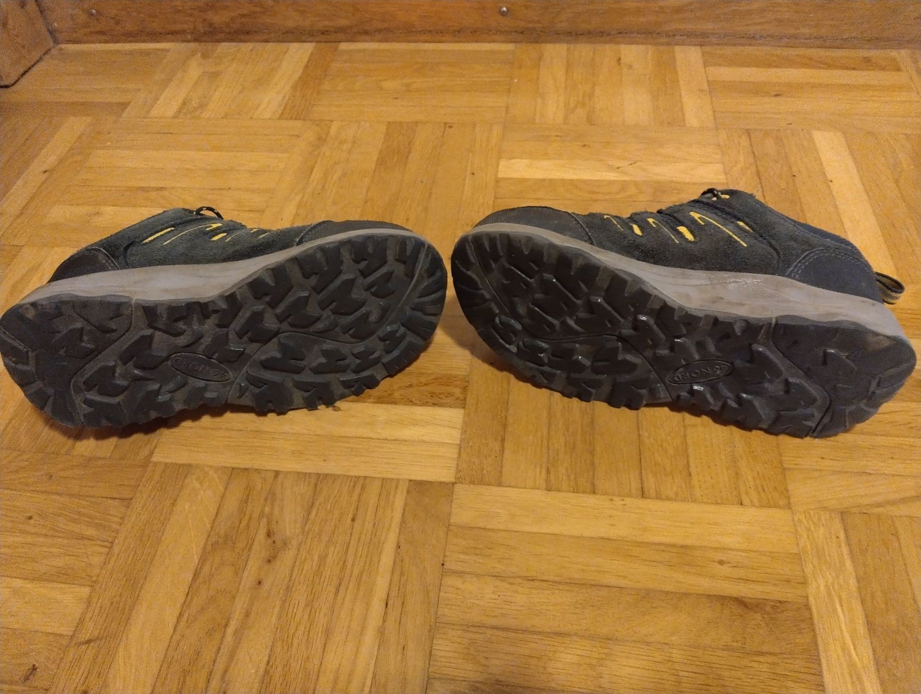 Scarpe da uomo: Schuhe 46 Nord, Grösse 31 – Usato da Oberdorf NW venduto da niederj 3