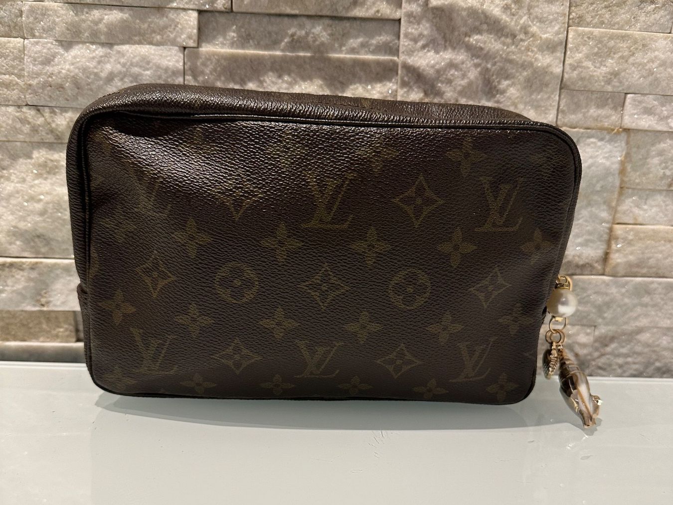 Louis Vuitton Borse da donna: Louis Vuitton Necessaire - Nr. 1154 – Usato da Hittnau venduto da LuxAndMore 1