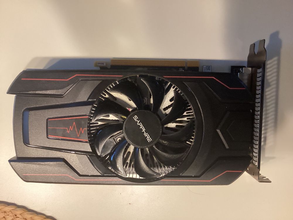 Grafikkarte Sapphire Radeon RX 560 4GB DDR 5 (Gebraucht) in ...
