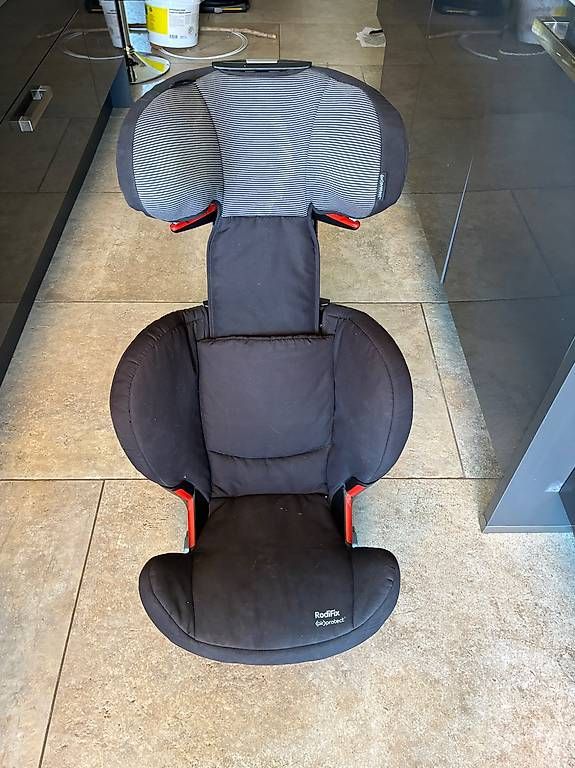Auto-Kindersitze: Maxi cosy siège auto 15-36kg – Gebraucht aus Yvonand von YvesT01 3