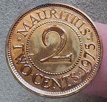 MAURITIUS 2 CENTS 1975