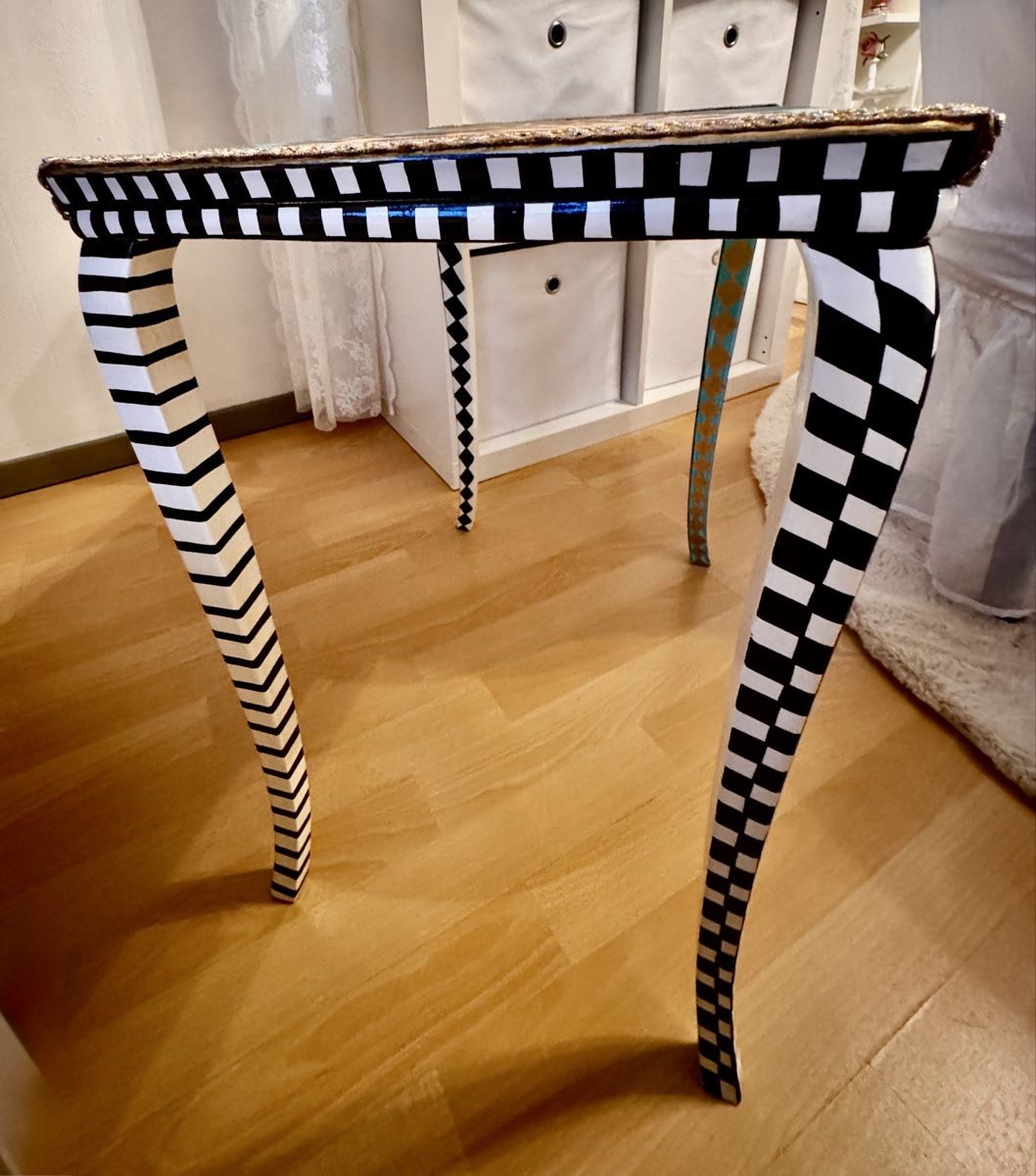 Set di tavolo e panche: Einzigartige Satztische, 3er Set, Leopardendesign, Top! – Usato da Niederurnen venduto da Chanel40 7