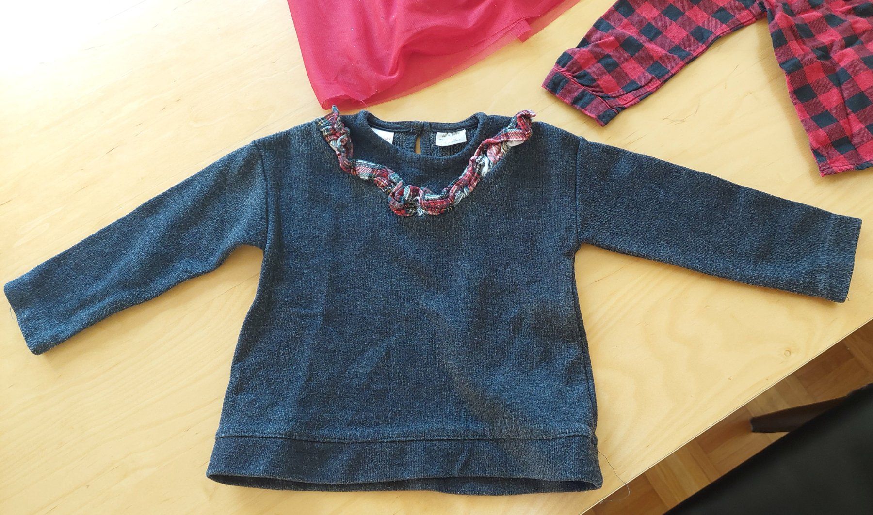 Lotti & Set di vestiti: Baby Kleider Gr.80/92 – Usato da münchenstein venduto da ewu_8lcz 2