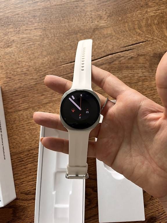Samsung Smartwatch: Neue Samsung Galaxy Watch 9 – Gebraucht aus Zürich von nad_pfd9 3
