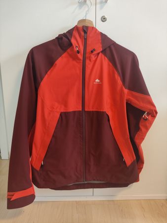 Quechua Regenjacke rot/rosa bordeaux Grösse XS neuwertig