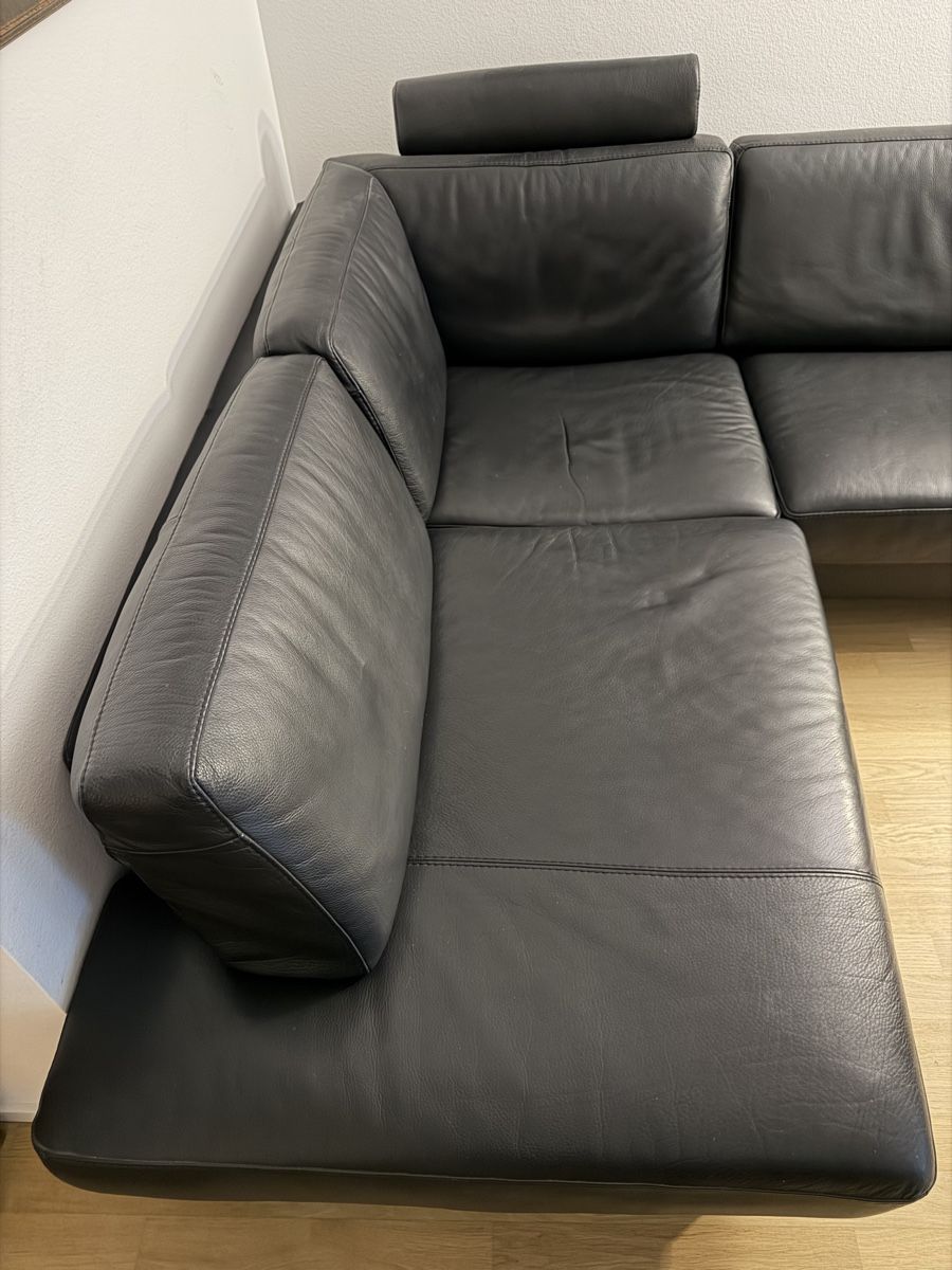 Divani: Ecksofa Leder schwarz mit 2 Kopfstützen – Usato da Basel venduto da Lithoklast 3