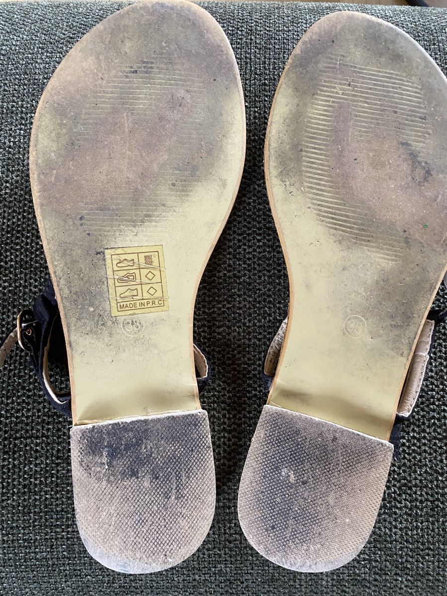 Damenschuhe: Offene Sandalen Super Mode Gr. 38 – Gebraucht aus Ebertswil von shushuj 3