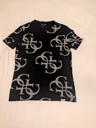 Guess Los Angeles T-shirt (Size M)