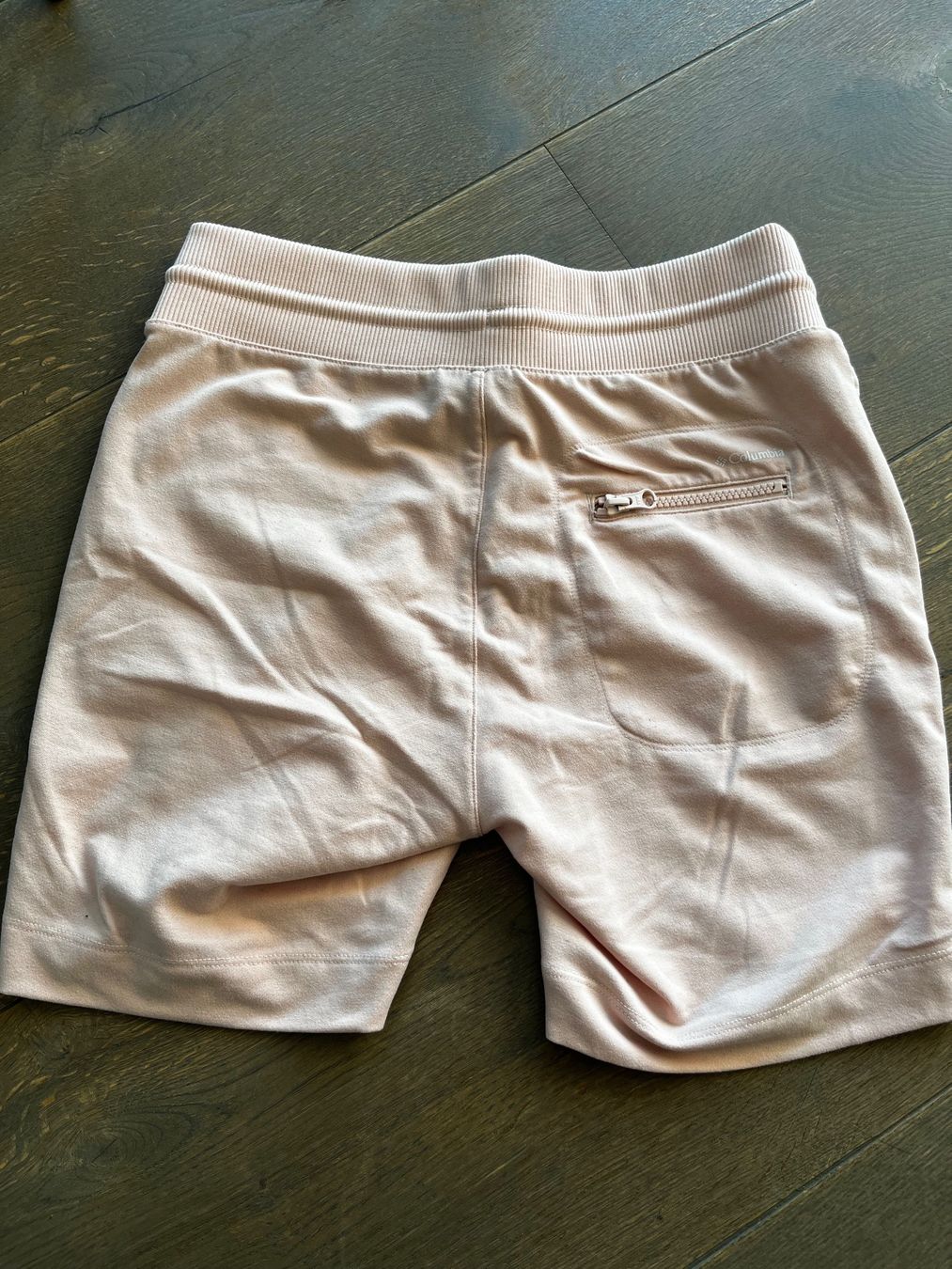 Columbia Pantalons: Short de sport Columbia S – D'occasion à Develier par lili_1 2