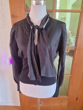 Marc Cain Damen Strickbluse schwarz gepunktet