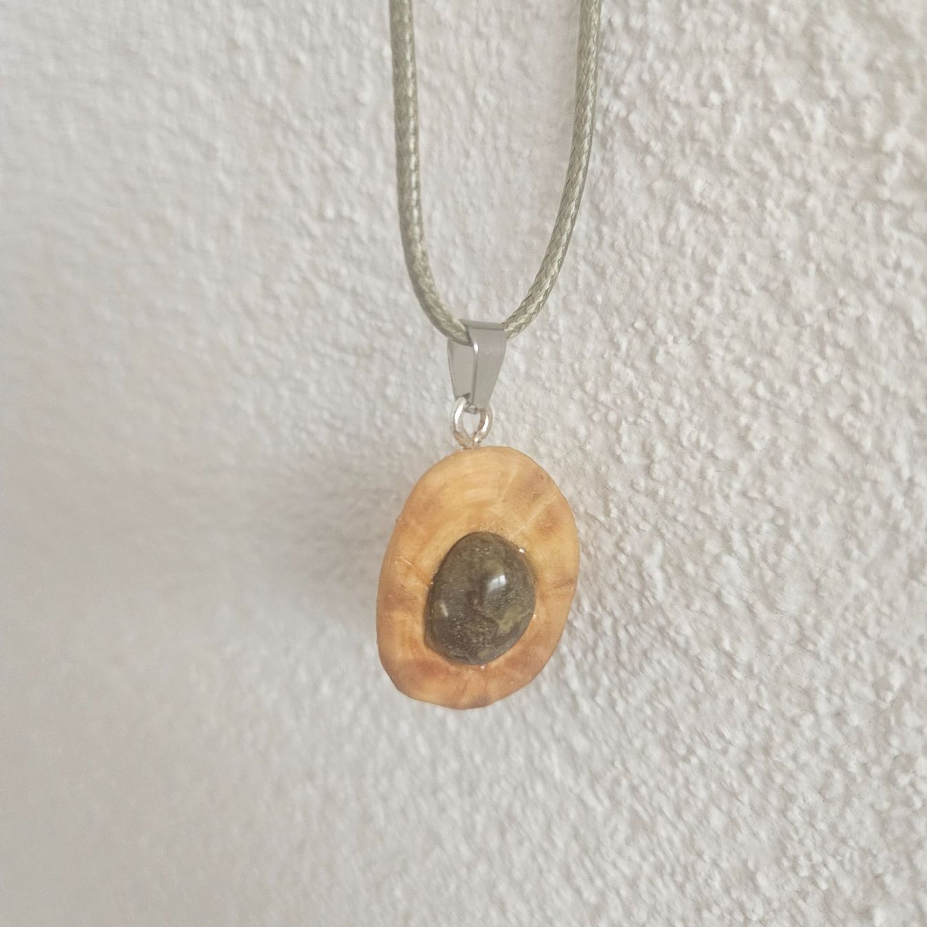 Catenine: Baumperlen - Kette mit Stein – Nuovo (secondo la descrizione) da Biel/Bienne venduto da Aura1