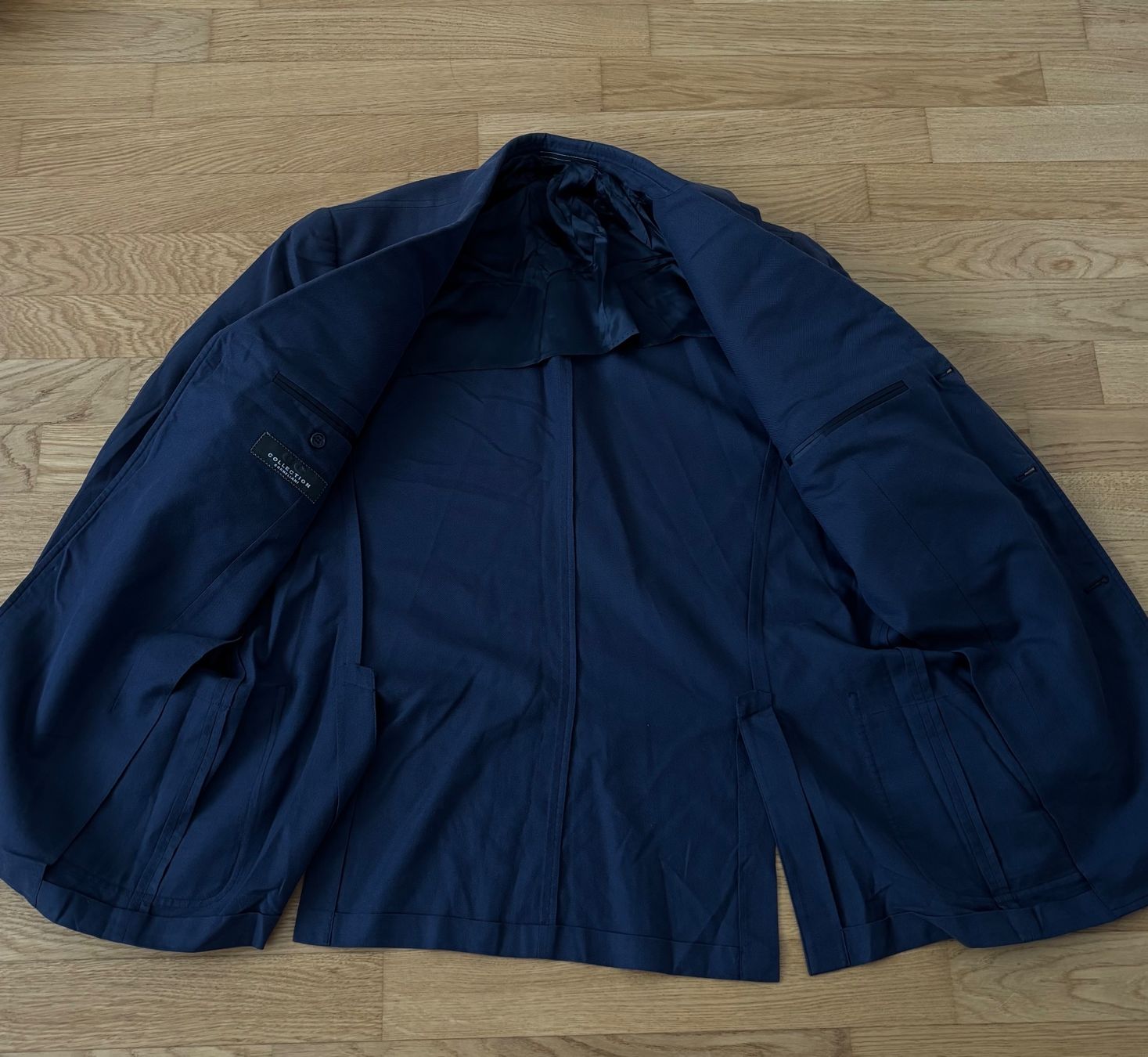 Corneliani Giacche: CORNELIANI Sakko / Blazer (54 8 R) – Usato da Cham venduto da Merdek123 1