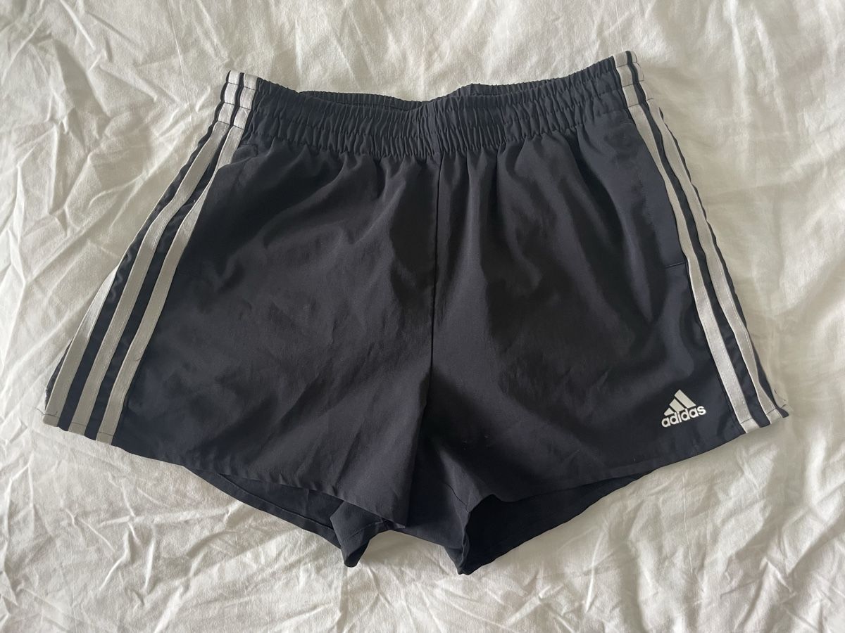 Adidas Pantaloni: Adidas Shorts, Grösse XS – Nuovo (secondo la descrizione) da Untersiggenthal venduto da bla_55sl