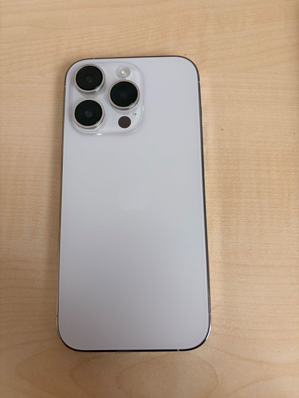 Apple Telefoni cellulari / Smartphones: iPhone 14 Pro (gebraucht, 256GB, silber) – Usato da St. Gallen venduto da gianmarcobonetti 2