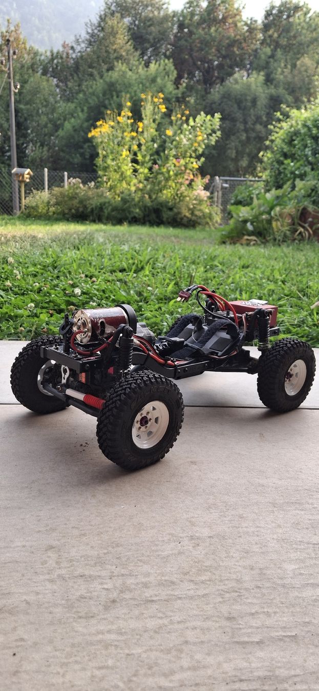 RC Modellbau: MST CFX 4WD – Gebraucht aus Losone von 143_Vintage