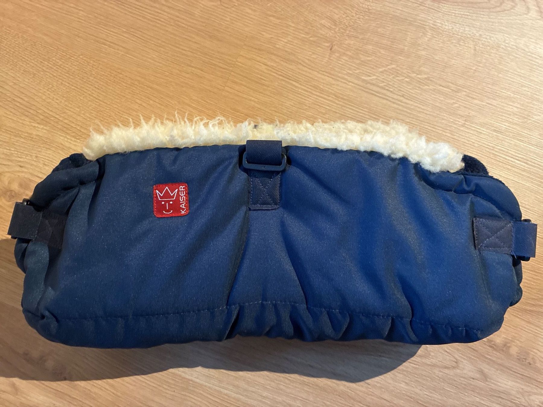 Kaiser Autres vêtements & accessoires: Kaiser Handwärmer Lammfell – D'occasion à Eggenwil par mic_b5l2