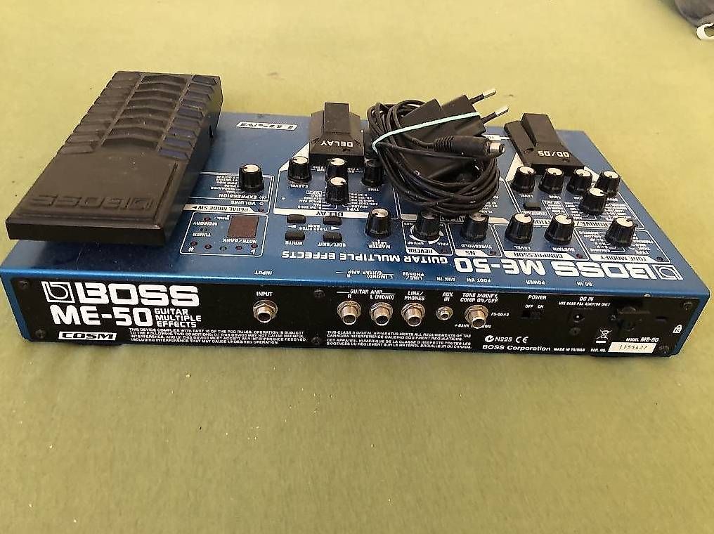 Boss Instruments de musique: Boss ME 50 Multi-Effektmaschine – D'occasion à Villnachern par focusride