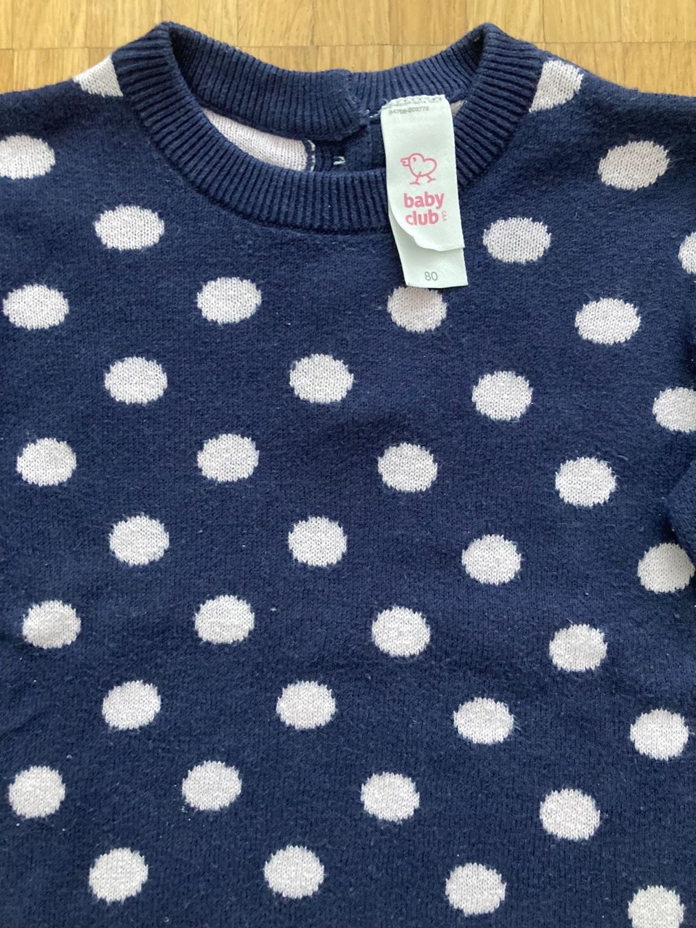 Maglioni & Felpe: Blauer Pullover mit Punkten, Gr. 80 – Usato da Basel venduto da Nofretete39 1