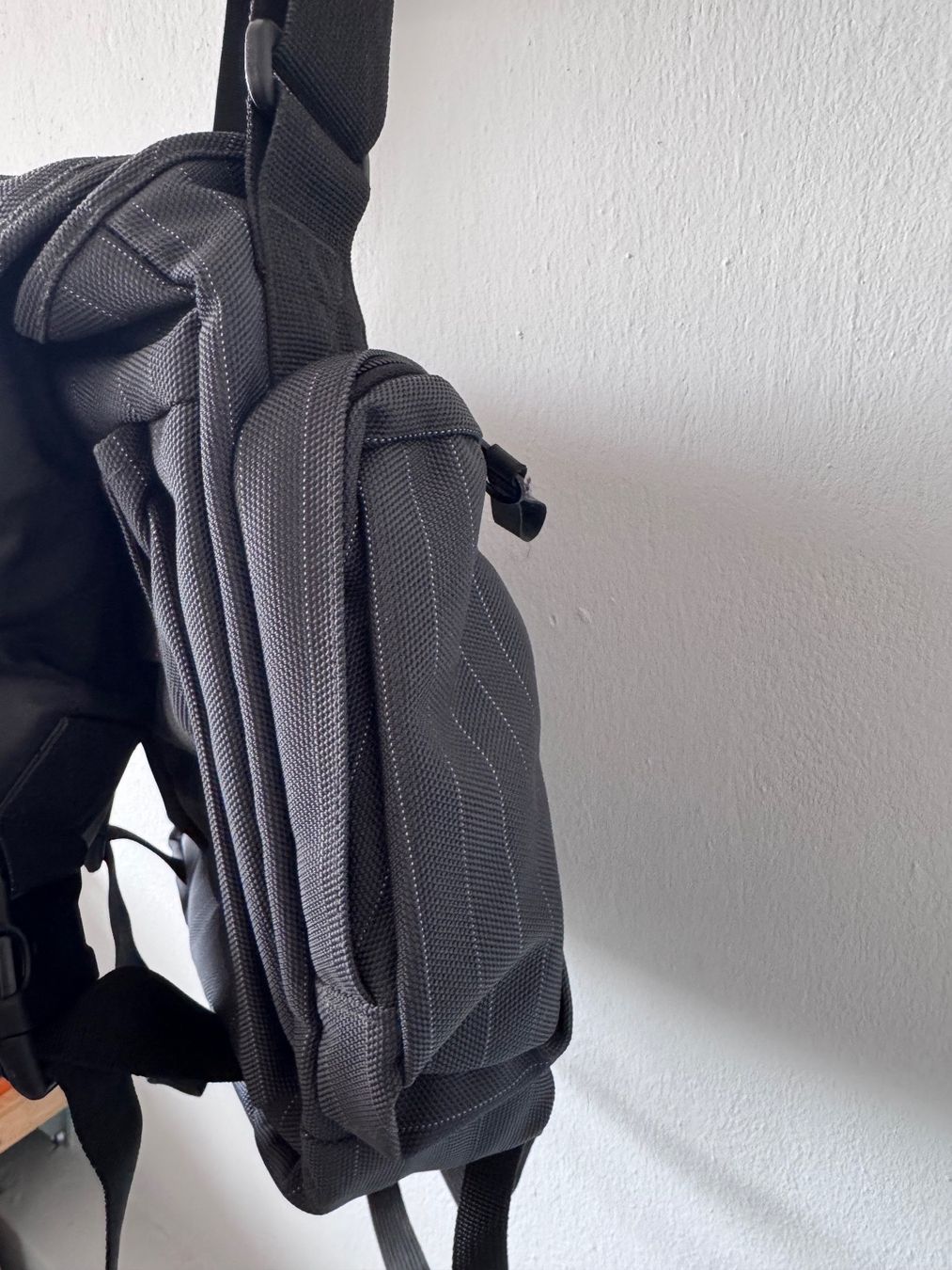Eastpak Borse: Eastpak messenger bag pc – Usato da Neuchâtel venduto da _Easy_to_Find_ 2
