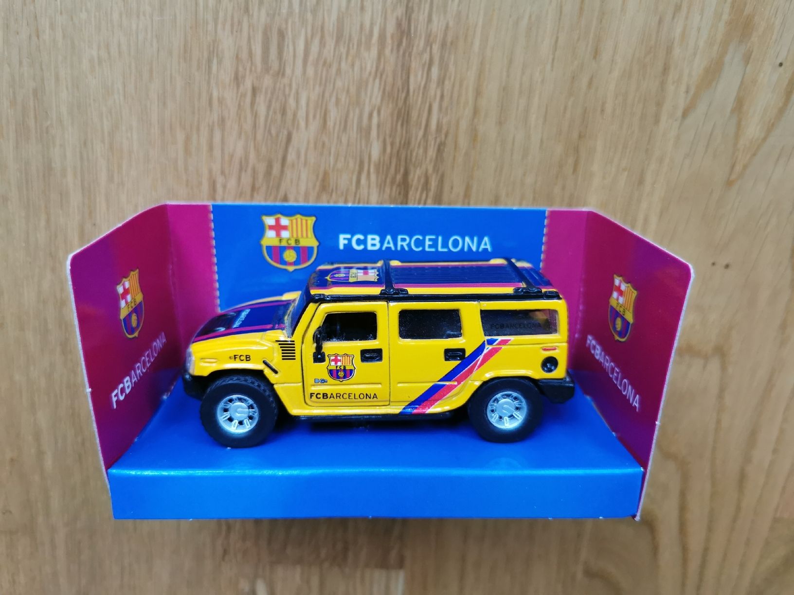Maisto Modellini d'auto: FC Barcelona Hummer Modellauto – Usato da Arnegg venduto da michik999 1