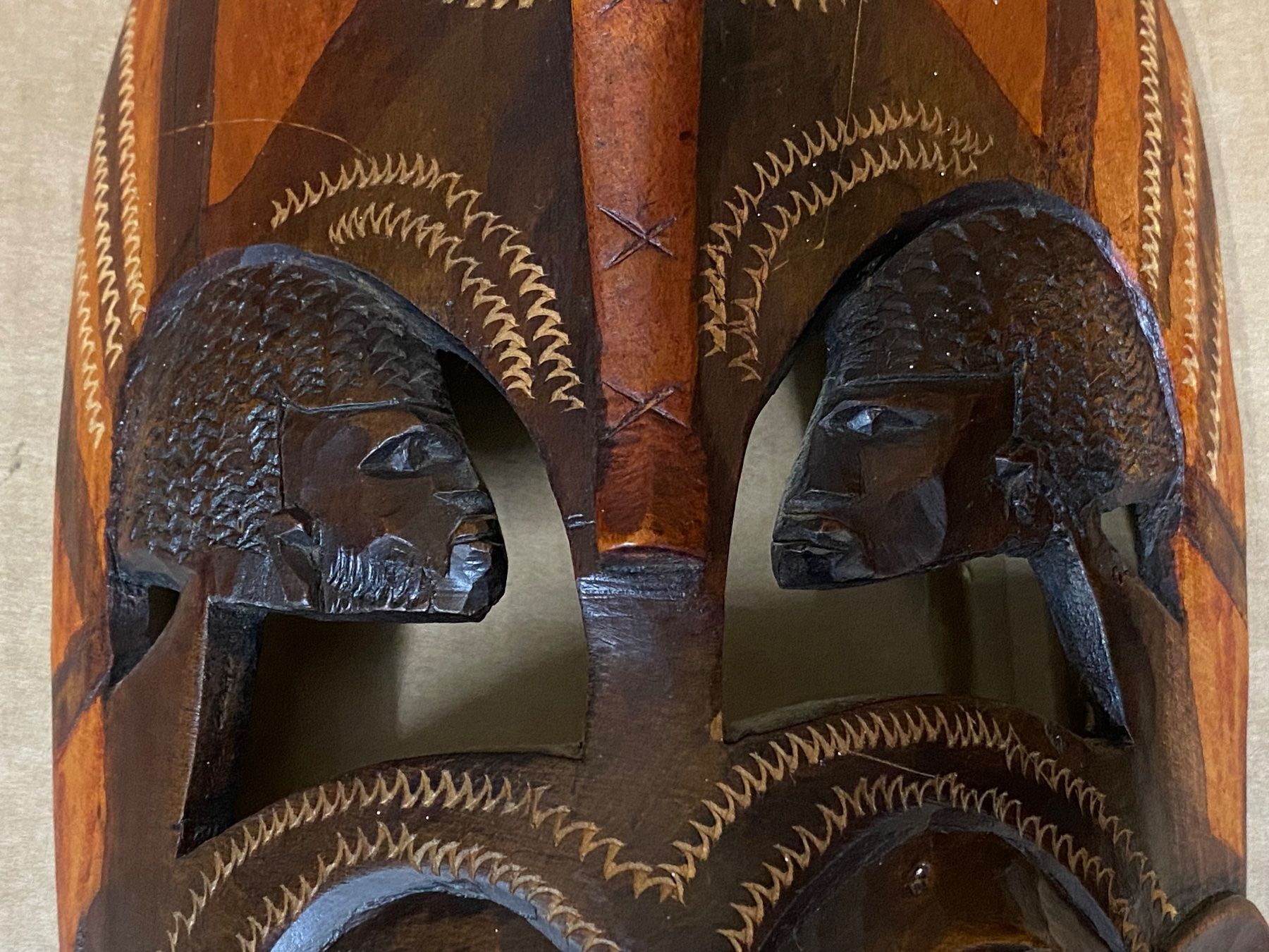 Arte internazionale: Maske Afrika gross – Usato da Eschlikon TG venduto da ArtRec 2
