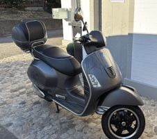 Vespa GTS 300 Matt Grau Metallic mit Case