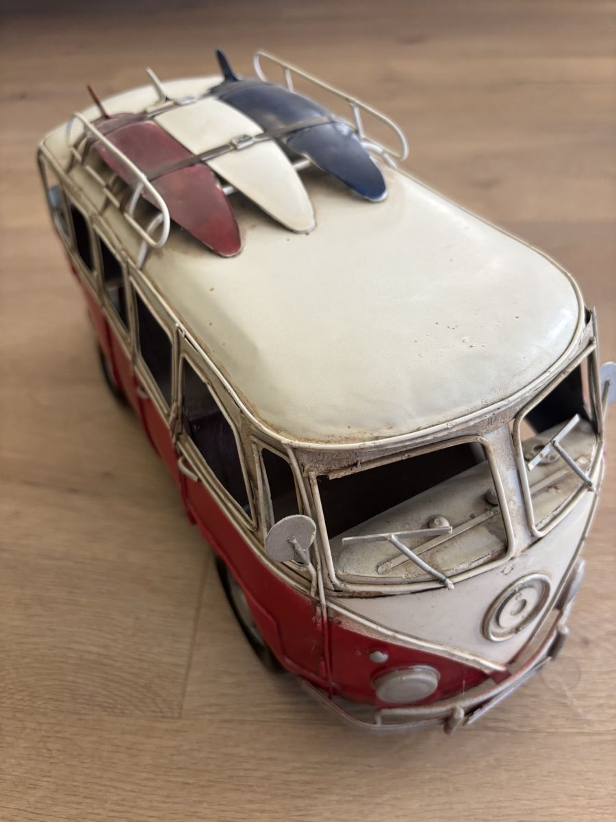Volkswagen Voitures modèles: VW Bus Blechmodell – D'occasion à Hinwil par eri_b76q