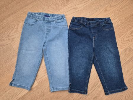 2x kurze Jeggings Gr. 98/104