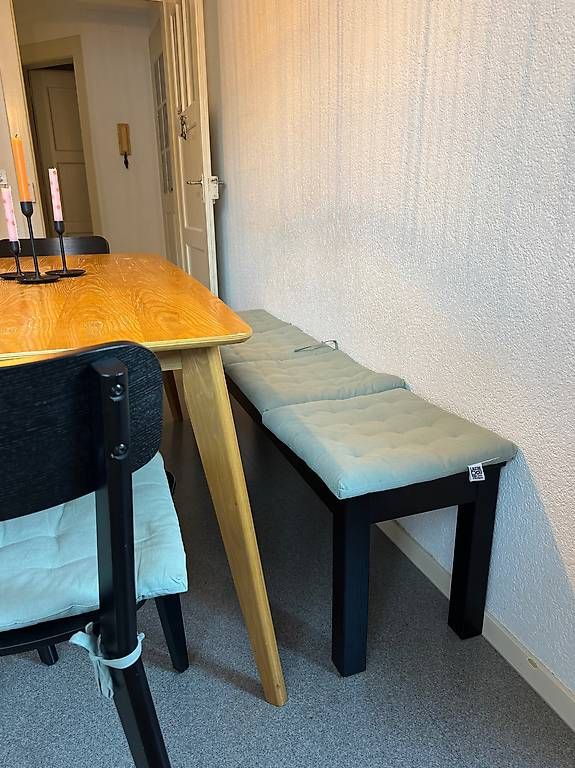 Panchine: Schwarze Sitzbank – Usato da Bern venduto da Michelle.leonie