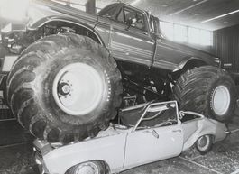 Pressefoto, Traktor, Auto, Crash, 13 x 18 cm