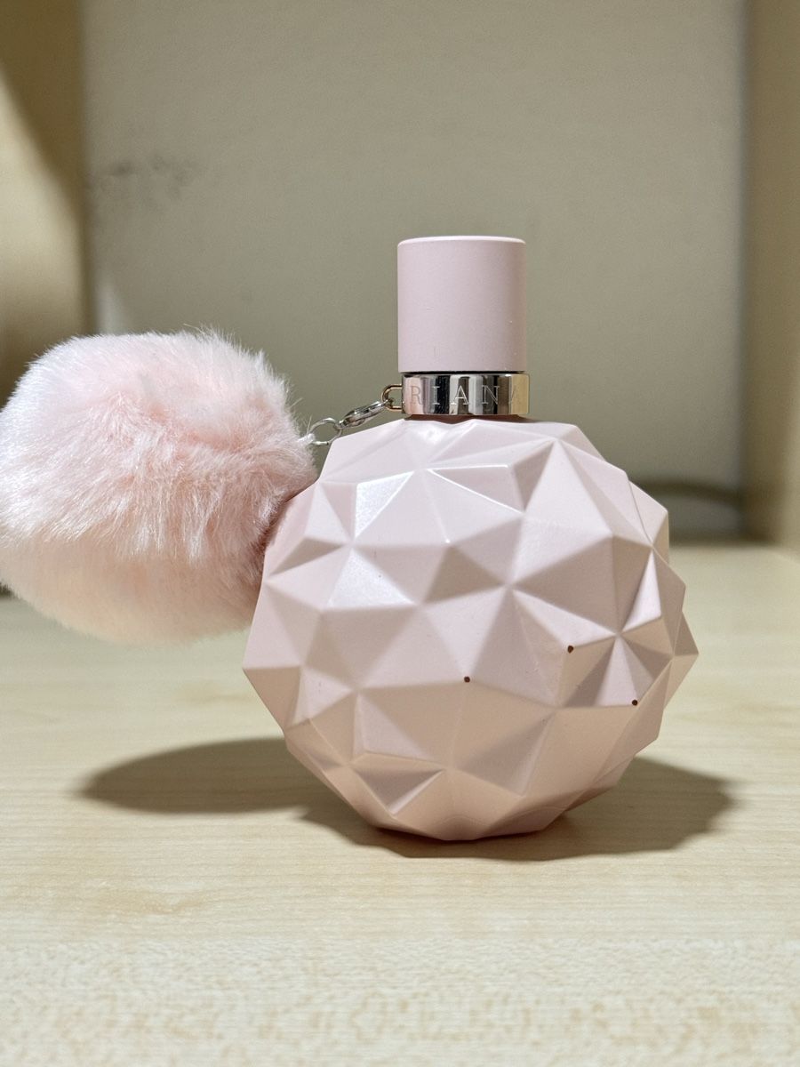 Profumi & Eau de Toilette: Sweet Like Candy by Ariana Grande – Usato da Benglen venduto da Shamily 1