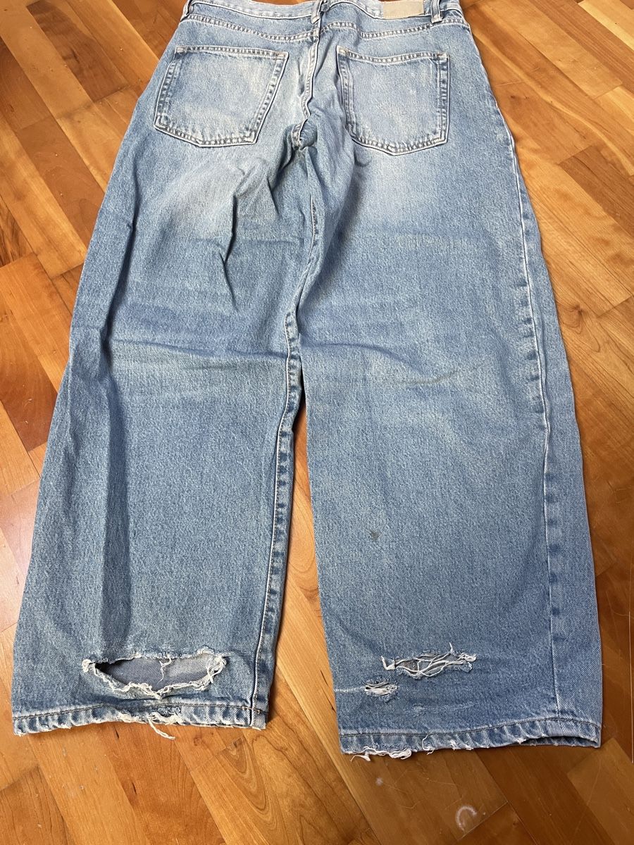 Pull&Bear Jeans: Light blue baggy jeans – Usato da Kriens venduto da KathiC 3
