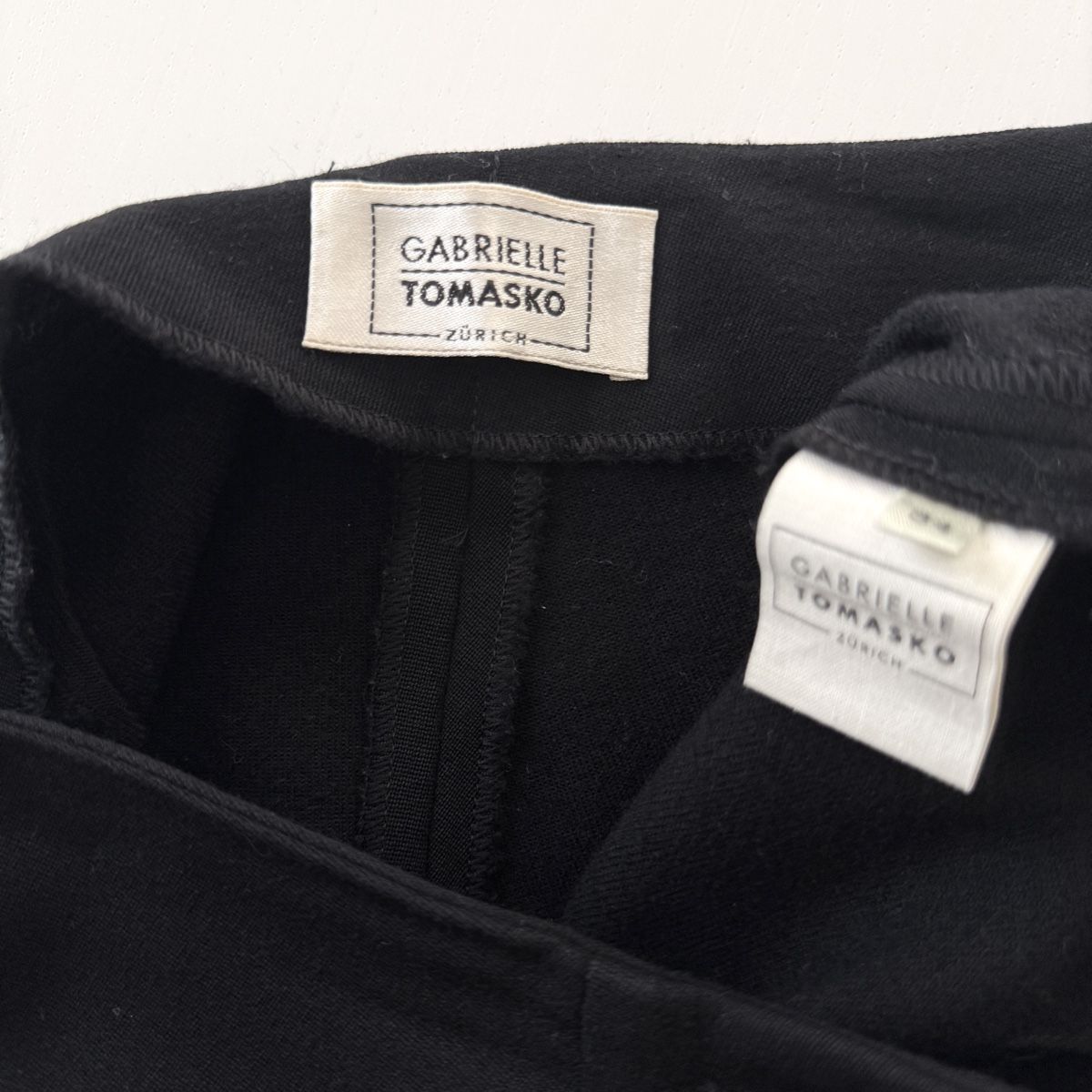 Pantaloni: GABRIELLE TOMASKO Wool Pants – Usato da Freienbach venduto da Avviivva_Shop 6