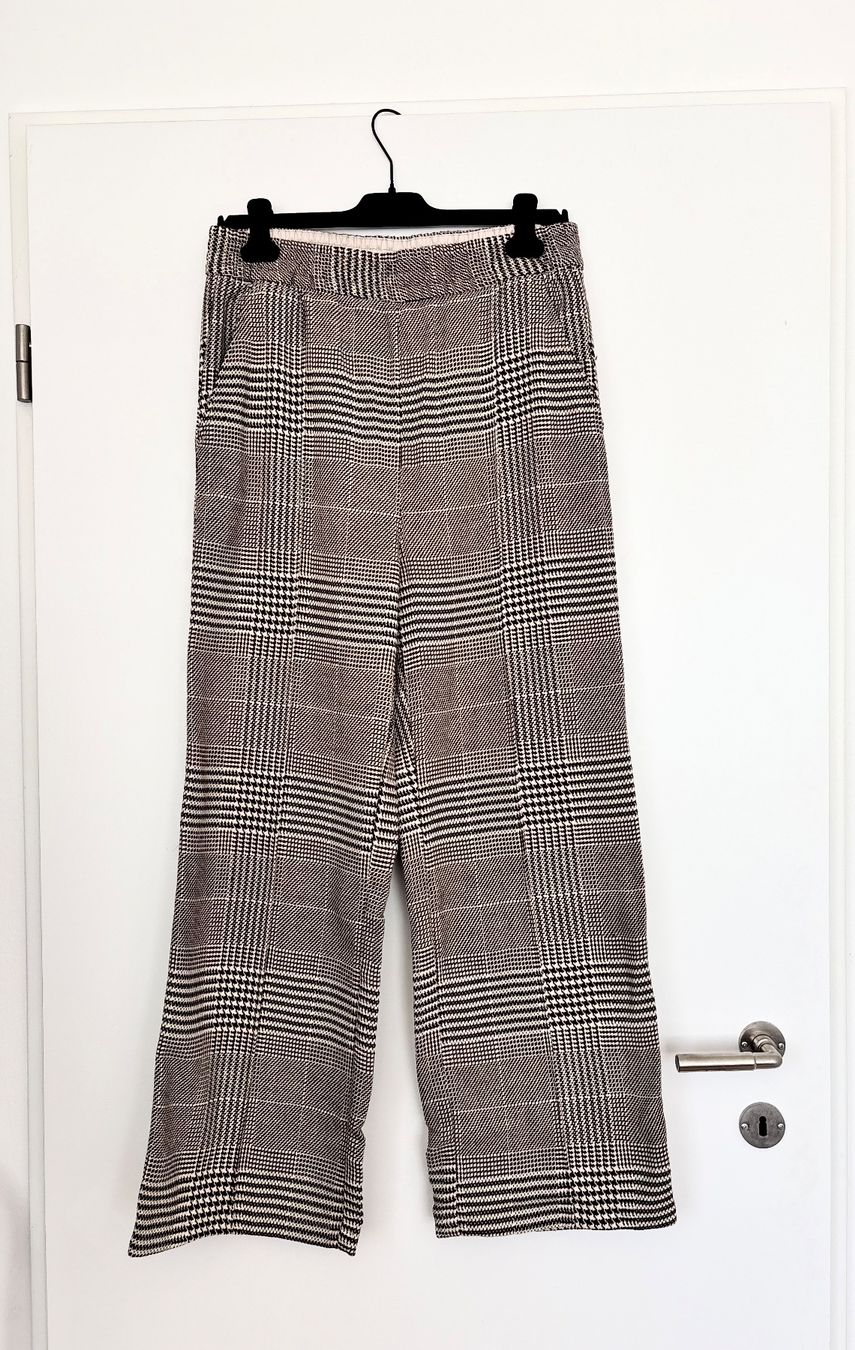 Hosen: H&M Hose kariert Gr. 42 – Gebraucht aus Bottmingen von ana_5hrv 1