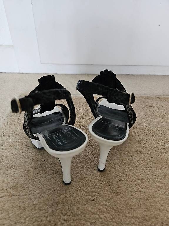 Damenschuhe: Sandales Ausoni noir et blanc – Gebraucht aus lausanne von josianemuller 4