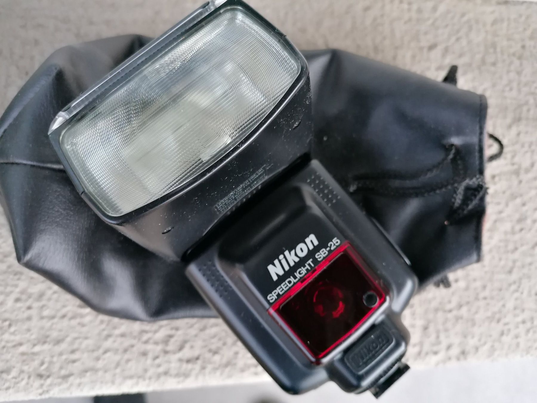 Nikon Flash: NIKON Speedlight  SB-25  Blitzgerät – Usato da LAUSANNE venduto da Ch0937