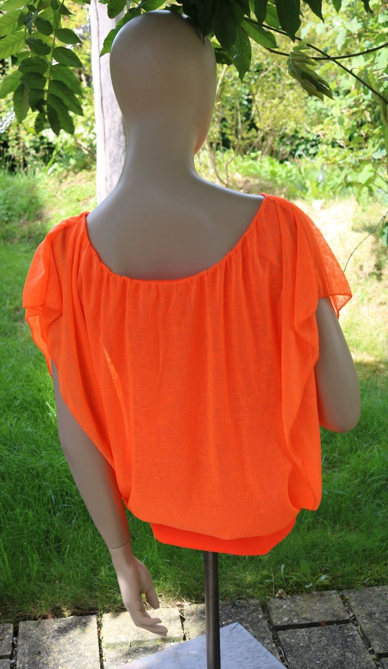 T-shirt: T-Shirt neonorange – Usato da Frick venduto da Beni58 2