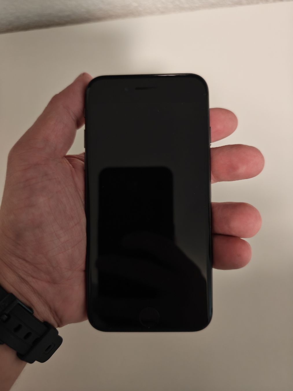 Apple Telefoni cellulari / Smartphones: Iphone 7 | Wie neu | Cloudsperrung – Difettoso da Oetwil am See venduto da Dani_Yele 2