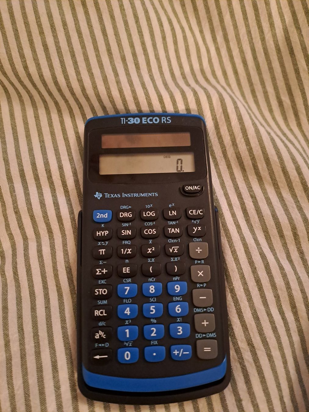 Texas Instruments Taschenrechner: Texas Instruments TI-30 ECO RS Taschenrechner – Gebraucht aus Wädenswil von FrieBro
