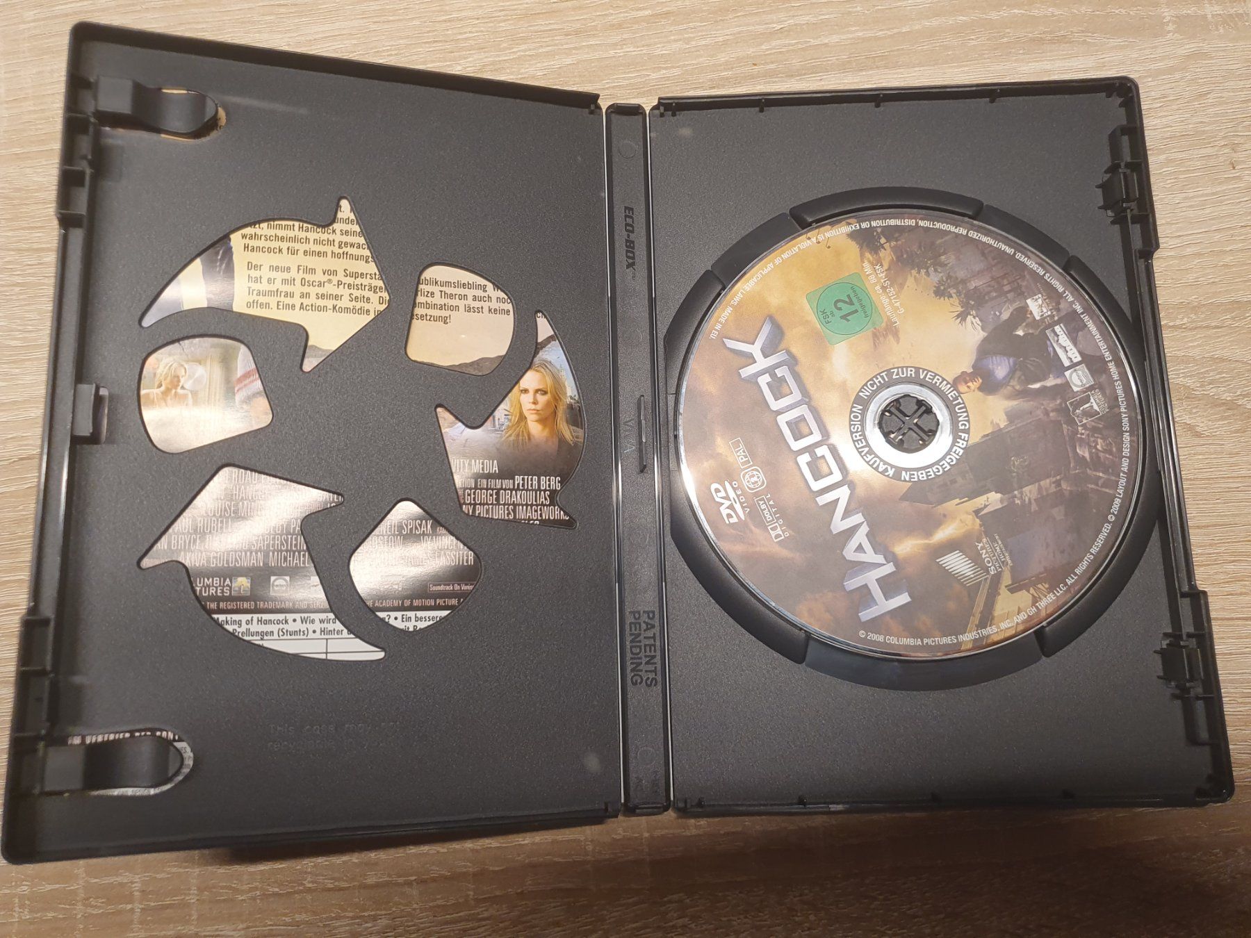 Tutti i DVDs: Hancock DVD Will Smith 12 – Usato da Zürich venduto da Alibaba1234 2