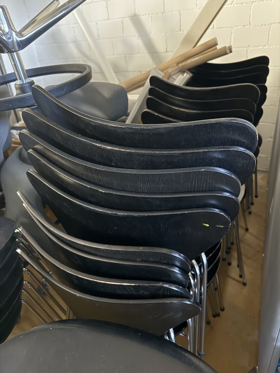 Fritz Hansen Sedie: Fritz Hansen Stühle 40 Stück – Usato da St. Gallen venduto da MSMoebelhandel