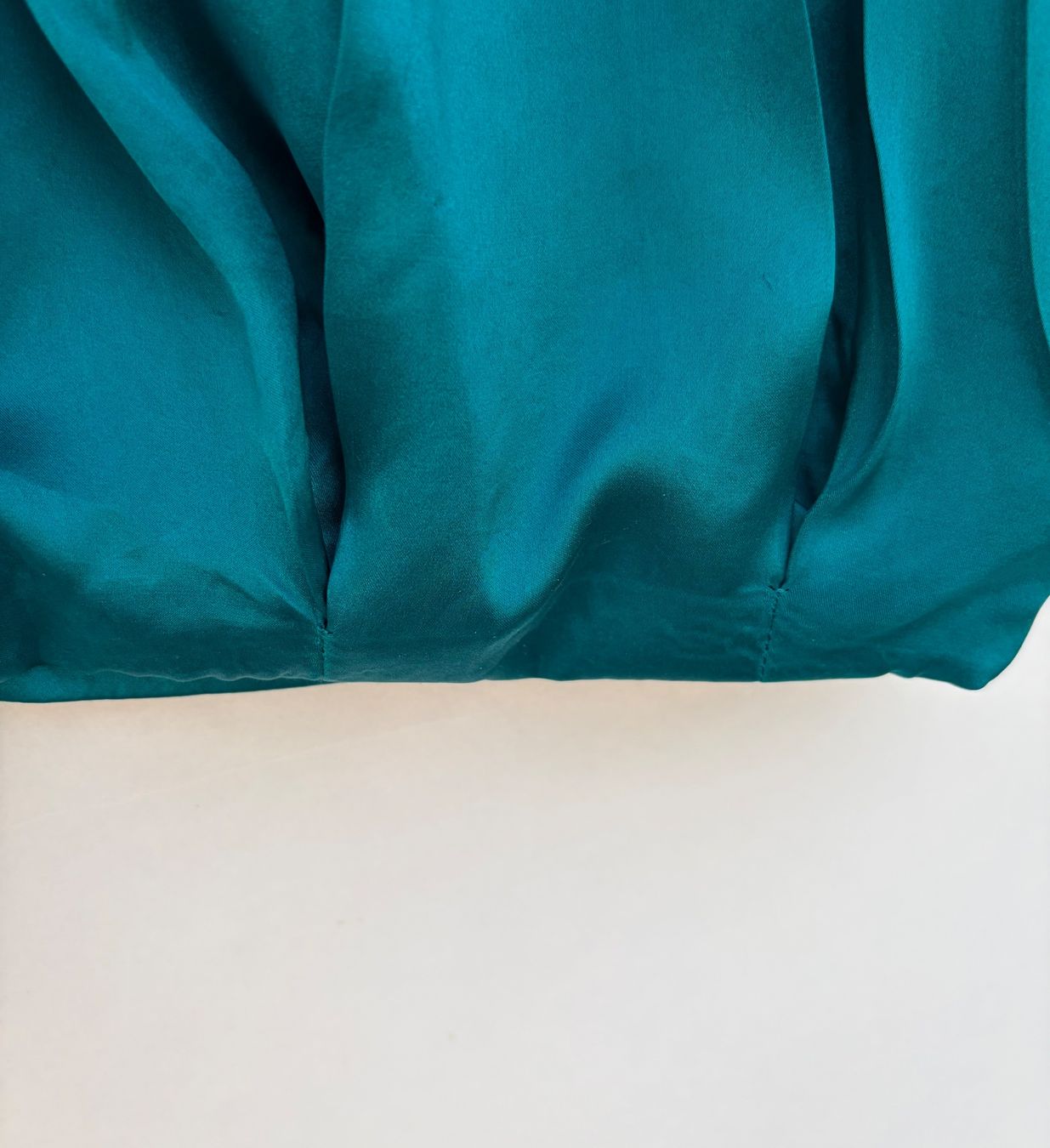 Armani Vestiti: A/X Armani Exchange Seide Kleid Gr.6 – Usato da Unterägeri venduto da Jutka_04 1