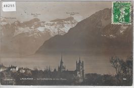 Lausanne - La Cathedrale et les Alpes