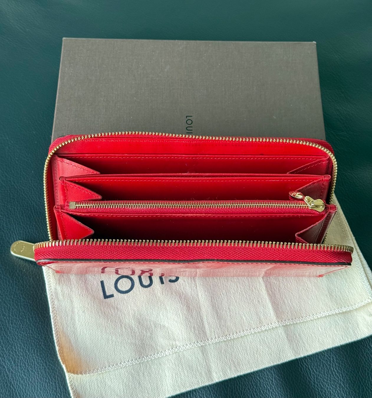 Louis Vuitton Portamonete: Louis Vuitton Portemonnaie Vernis – Usato da Reinach AG venduto da gab_8s7m 6