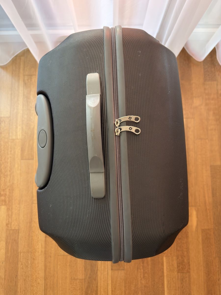 Samsonite Valigie: Samsonite Reisekoffer, 1 Rad defekt – Usato da Schlieren venduto da Bianco_100 3