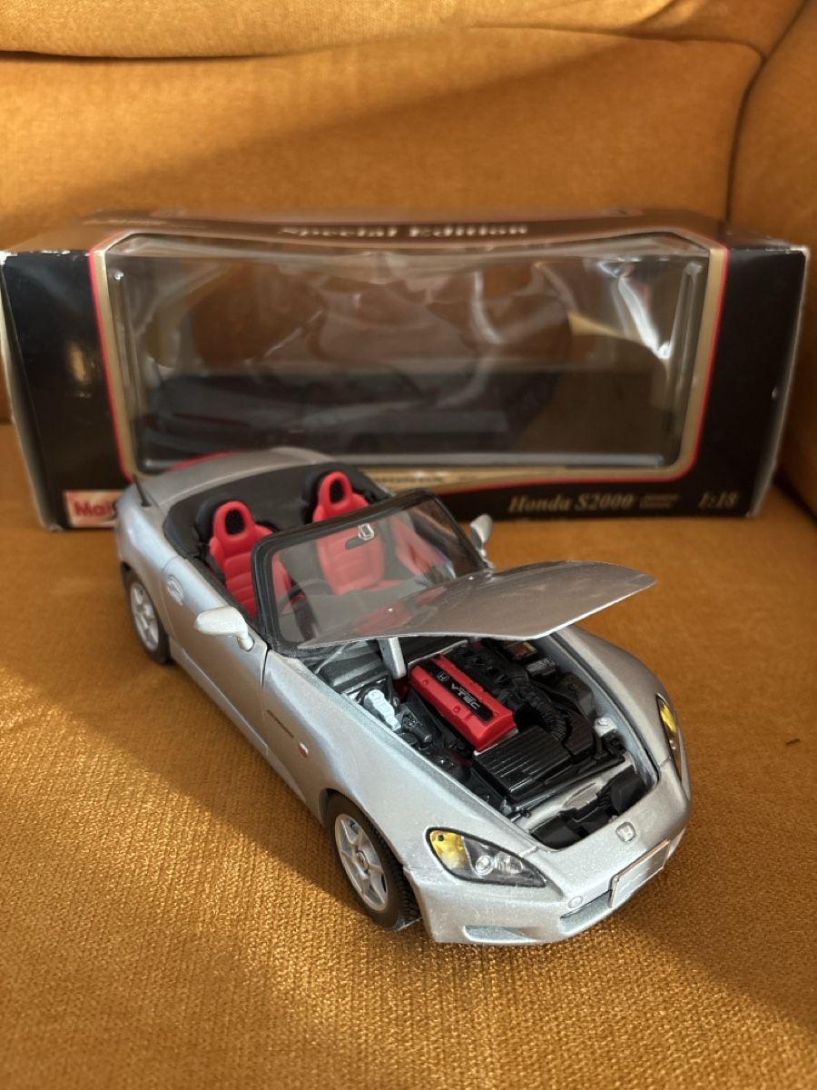 Honda Modellautos: Honda S2000 Modellauto 1/18 – Gebraucht aus Rechthalten von Thierry_89 1